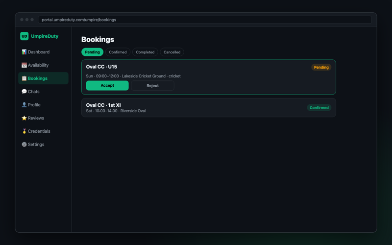 A pending booking request with Accept and Reject on the web portal